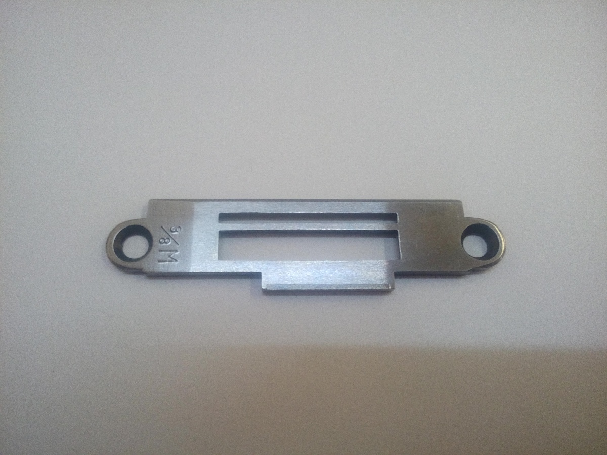 Пластина игольная B1190-530-M00 3/8" (original)