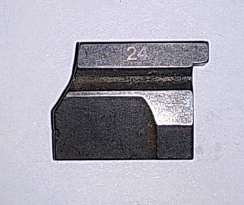 Колодка ножа S37196-001 24 мм