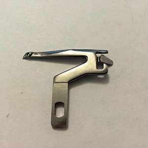 Нижний петлитель на Juki MO-50E 401-31390
