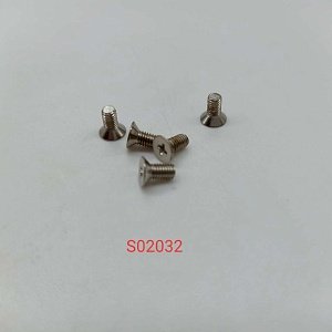 Винт S02032