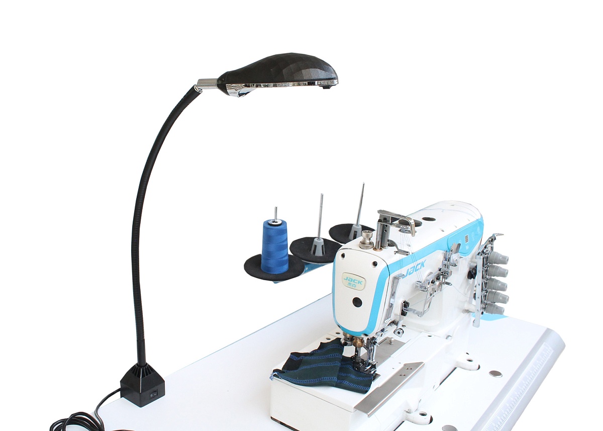 Лампа TD-50C (3.0W, 100-240V, крепление на струбцине к столу)